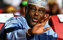 Angry Atiku, the 'wanna be' president orders his security to beat up journalists, then apologises, kind of