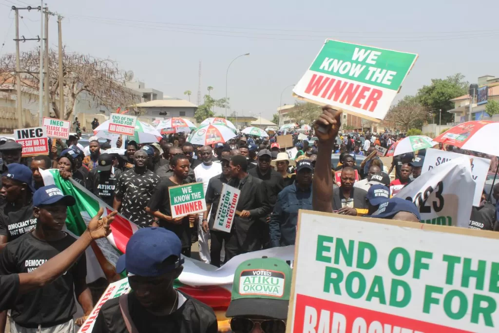 Land-grabbing democracy