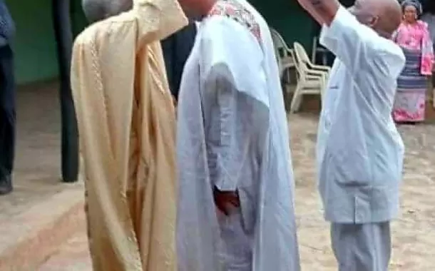 PASTOR GHANDI WORSHIPS ORISHA, LONG MAY THE KING REIGN
