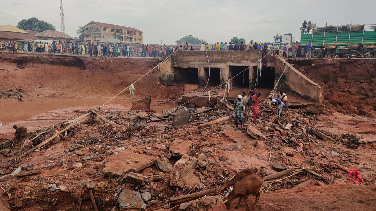 Rescue underway after  flood kills over 150 in Nigeria