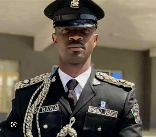 Nigerian Deputy Superintendent Of Police Commits Suicide After He Was Arrested For Allegedly Supplying Arms To Bandits